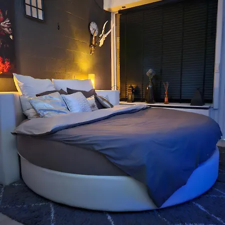 Cosy Corner Villa